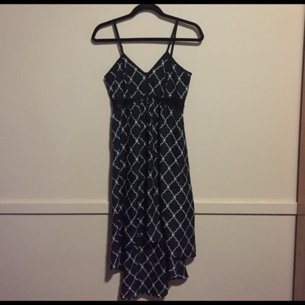 High-Low Dress - Picture 2 of 5